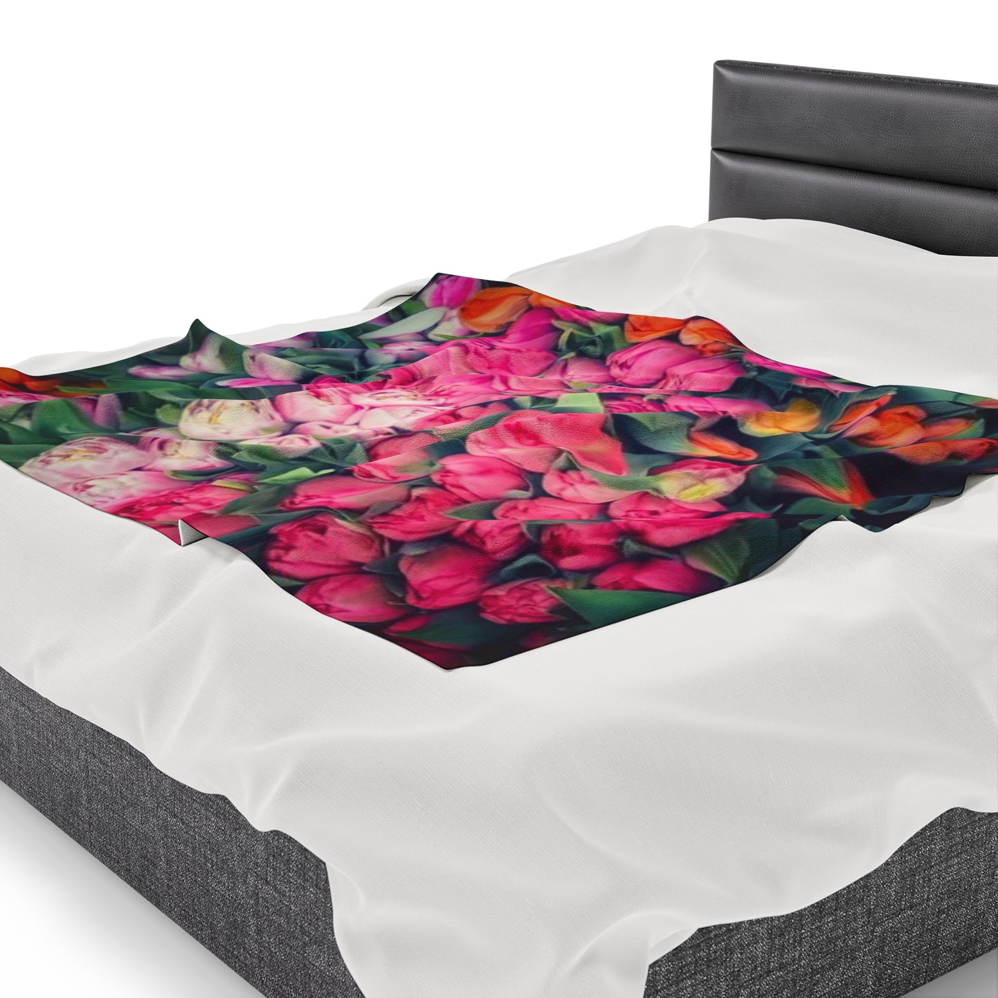 Roses Abundance Velveteen Plush Blanket